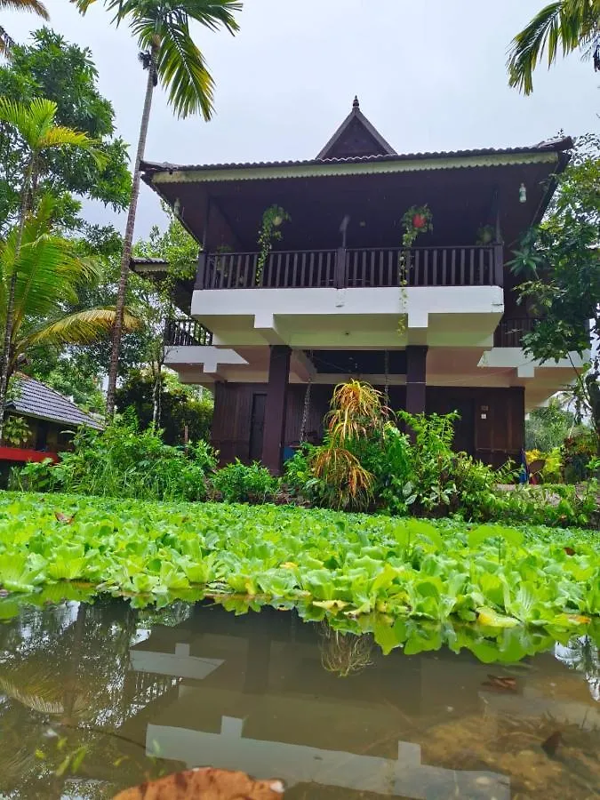Bed and Breakfast Marari Heritage Mararikulam